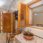 Vikendica House Hidden Beauty Tribunj (Sibenik-Knin)