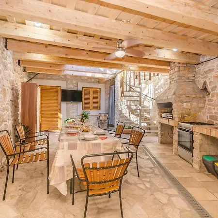 House Hidden Beauty Tribalj