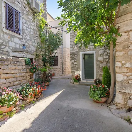 Vikendica House Hidden Beauty Tribunj (Sibenik-Knin)