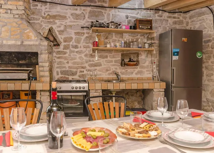 House Hidden Beauty Tribalj