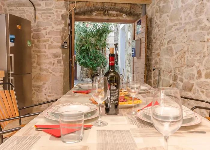 House Hidden Beauty Vakantiehuis Tribalj