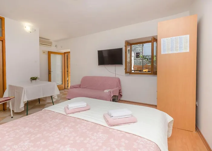 House Hidden Beauty *