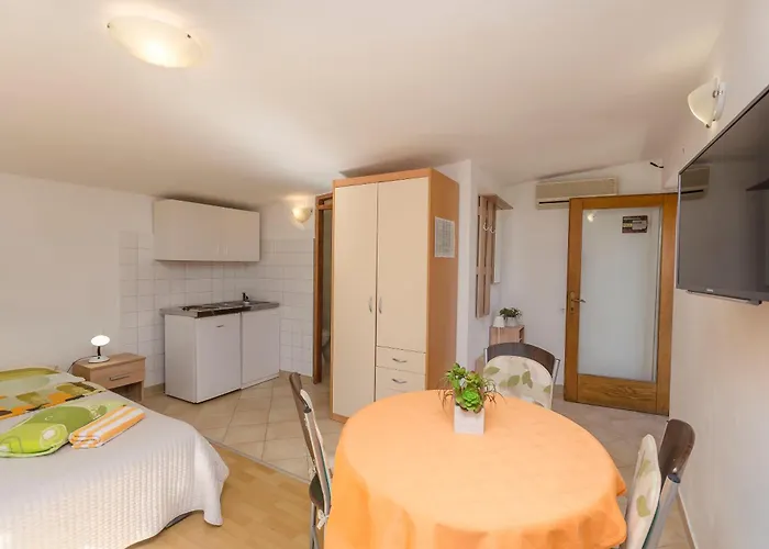 House Hidden Beauty Tribalj