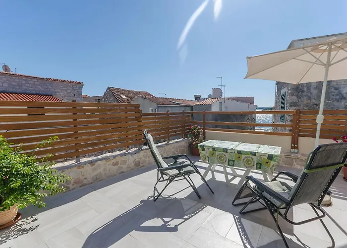 House Hidden Beauty Vakantiehuis Tribalj