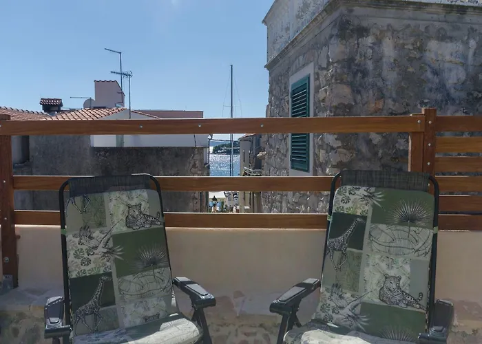 House Hidden Beauty *